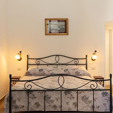 B&B Palazzo Sersale Napoli 外观 照片