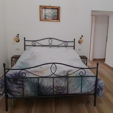 B&B Palazzo Sersale Napoli 外观 照片