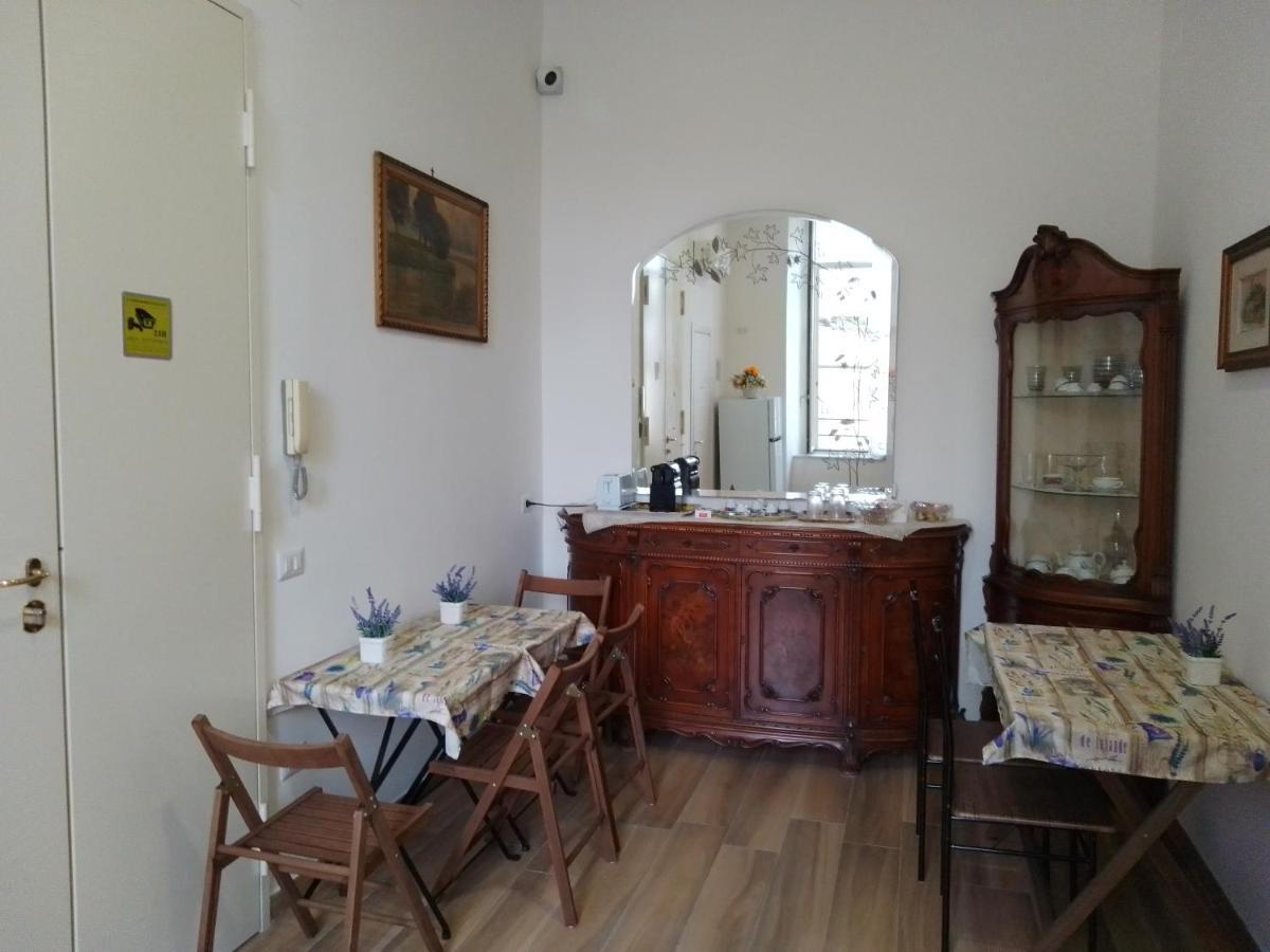 B&B Palazzo Sersale Napoli 外观 照片
