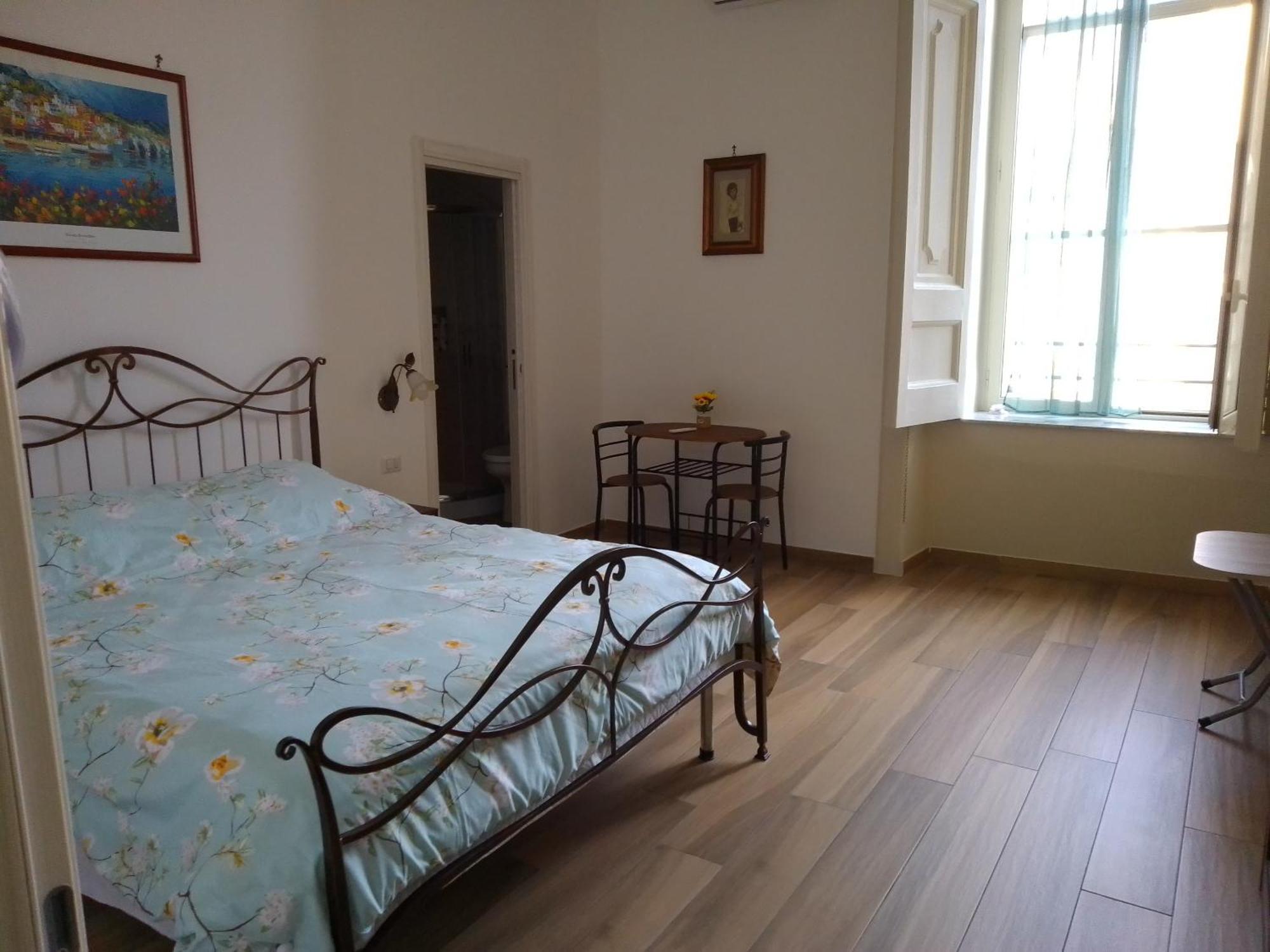B&B Palazzo Sersale Napoli 外观 照片