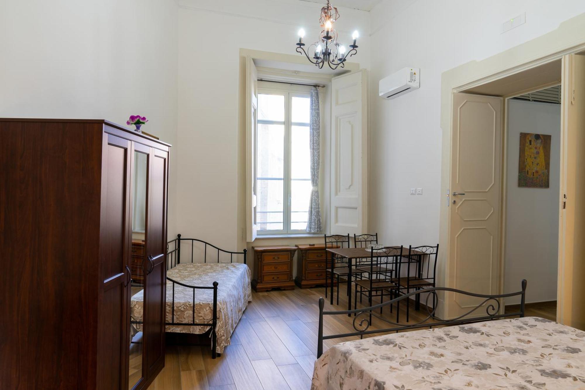 B&B Palazzo Sersale Napoli 外观 照片