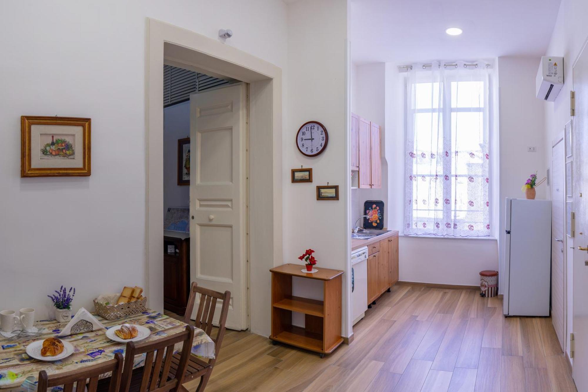 B&B Palazzo Sersale Napoli 外观 照片