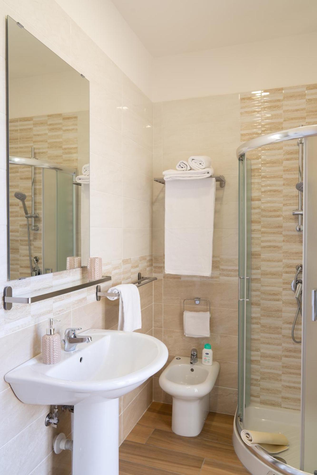 B&B Palazzo Sersale Napoli 外观 照片