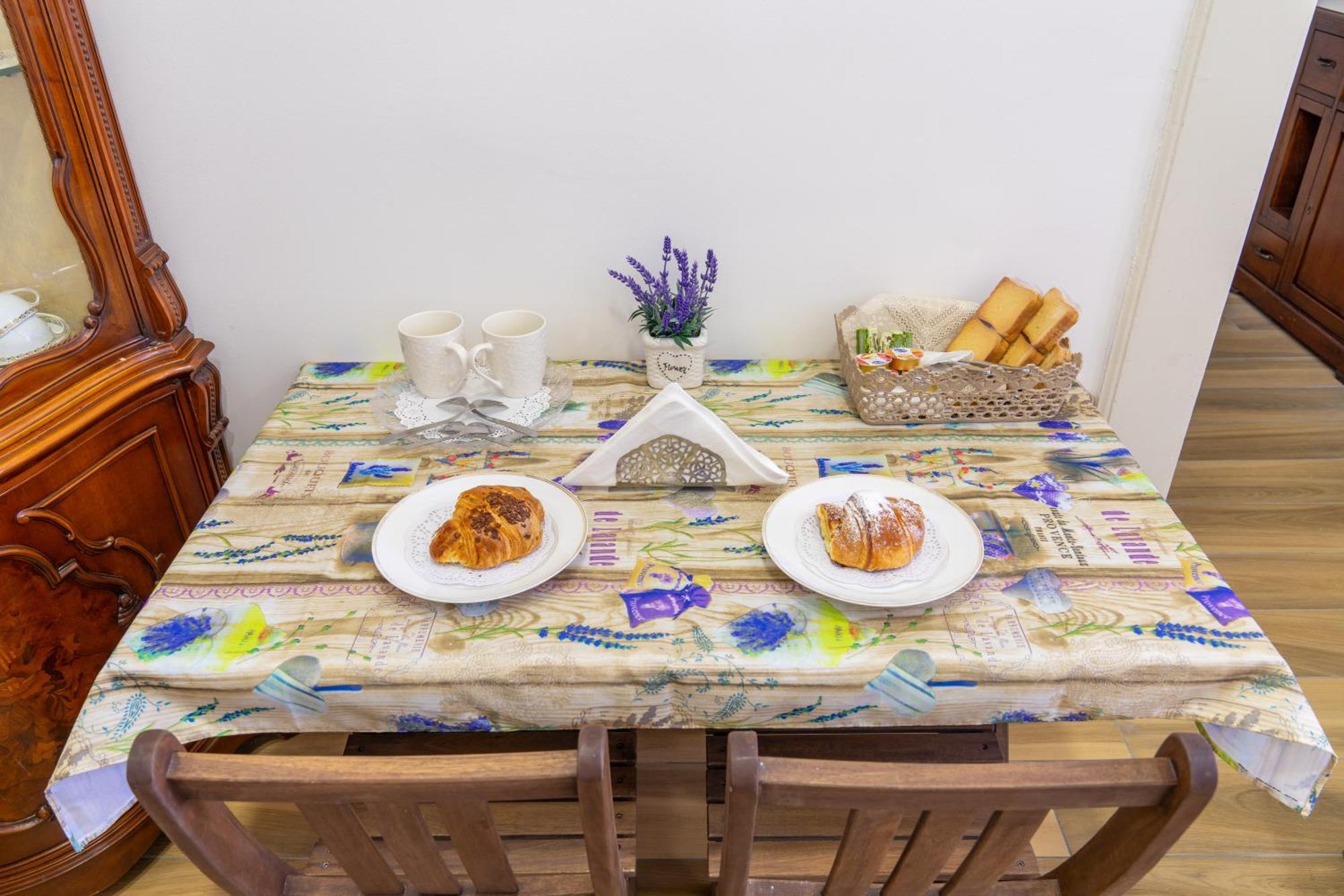 B&B Palazzo Sersale Napoli 外观 照片